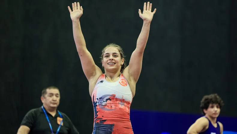 Tuba Demir, Dünya Güreş Şampiyonası'nda bronz madalya maçına çıkacak