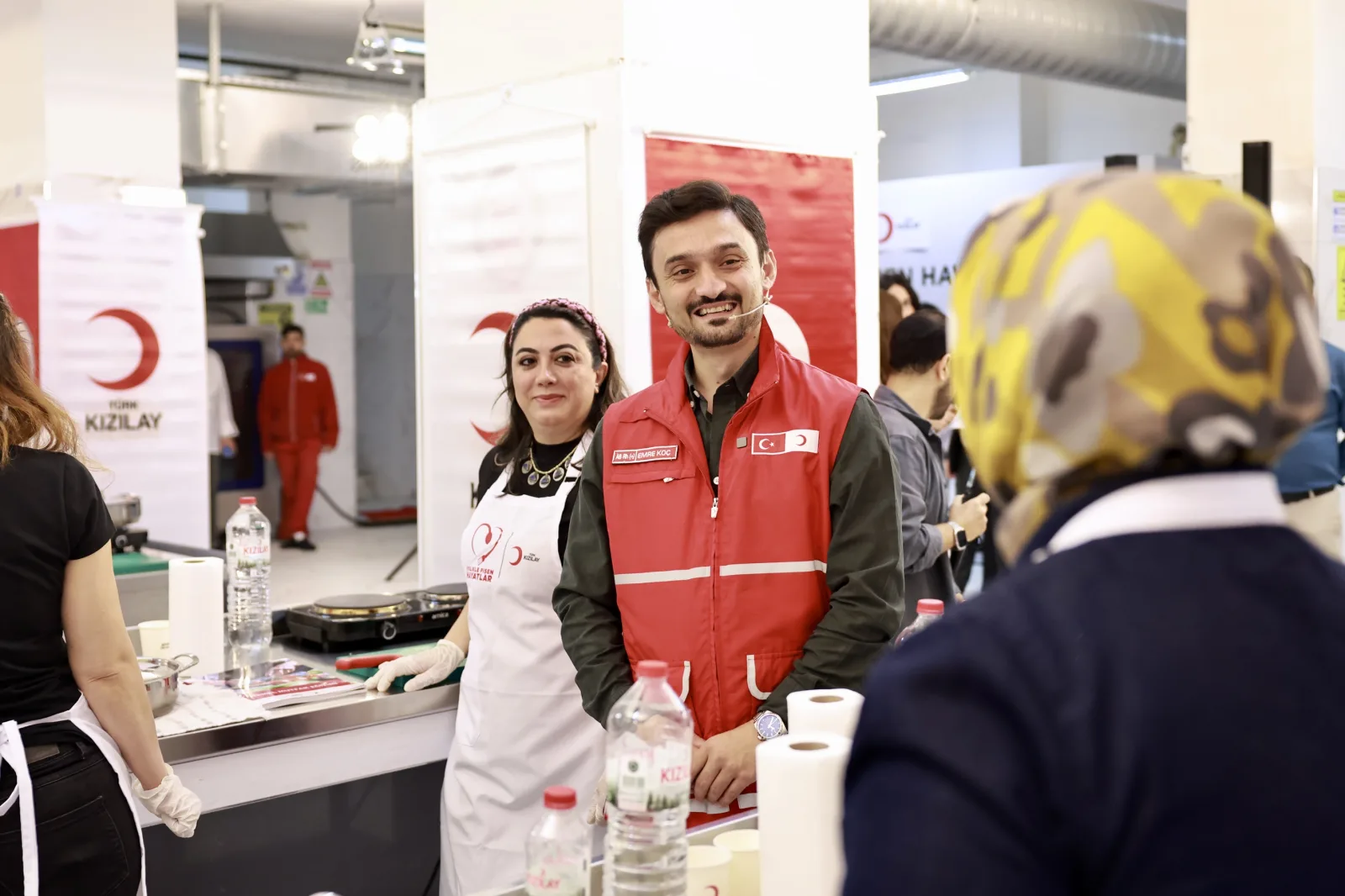 Türk Kızılay Diyarbakırlı kadınları ünlü şeflerle buluşturdu