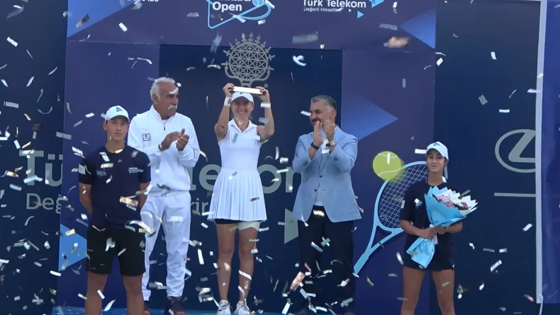 Türk Telekom Ankara Açık WTA 125’te şampiyon Berfu Cengiz