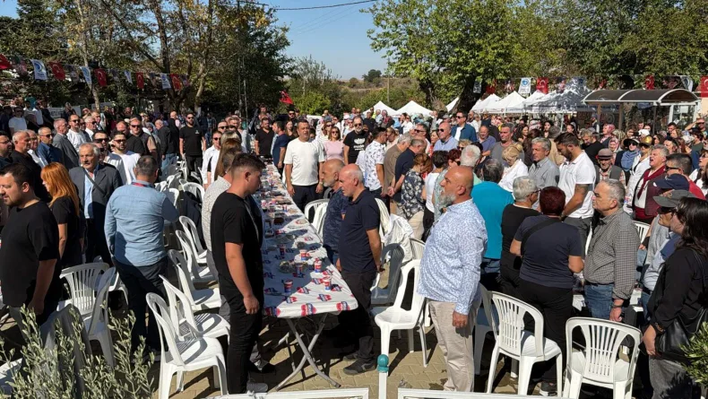 Türk ve Yunan mübadil torunları aynı sofrada buluştu