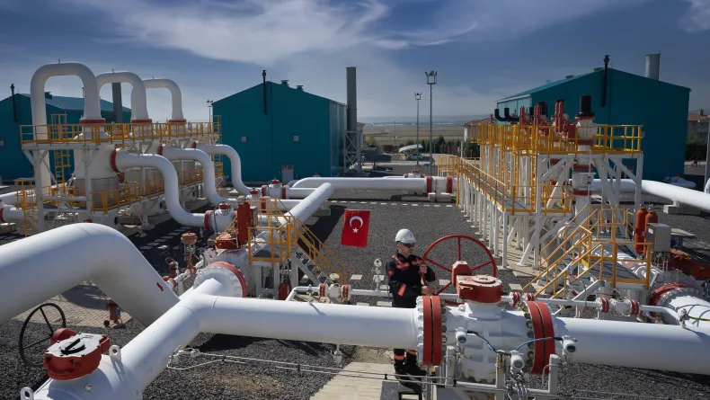 Türkiye'nin doğal gaz iletim ve dağıtım ağı 257 bin kilometreyi aştı