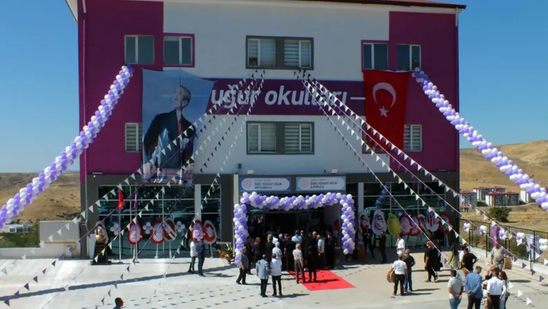Uğur Okulları Yozgat Kampüsü açıldı