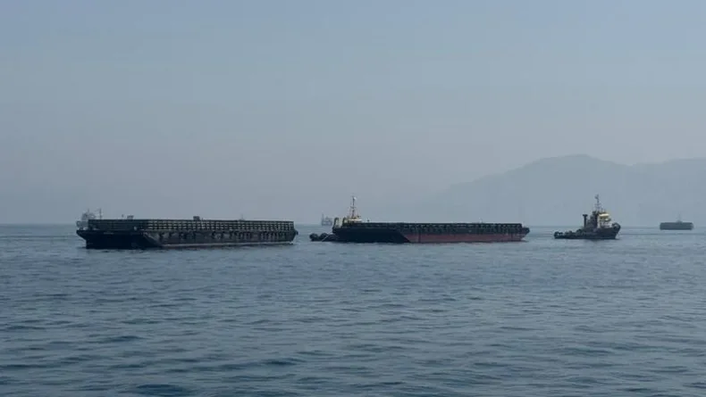 UKMTO: Hürmüz Boğazı'nda bir gemi vuruldu