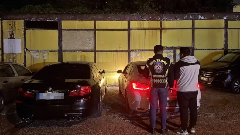 Üsküdar'da trafikte otomobile saldıran şüpheliye 180 bin lira ceza