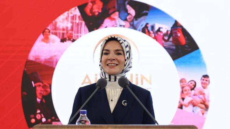 Velilere yönelik 'Okul ve Aile Hayatı' eğitimleri yaygınlaştırılacak