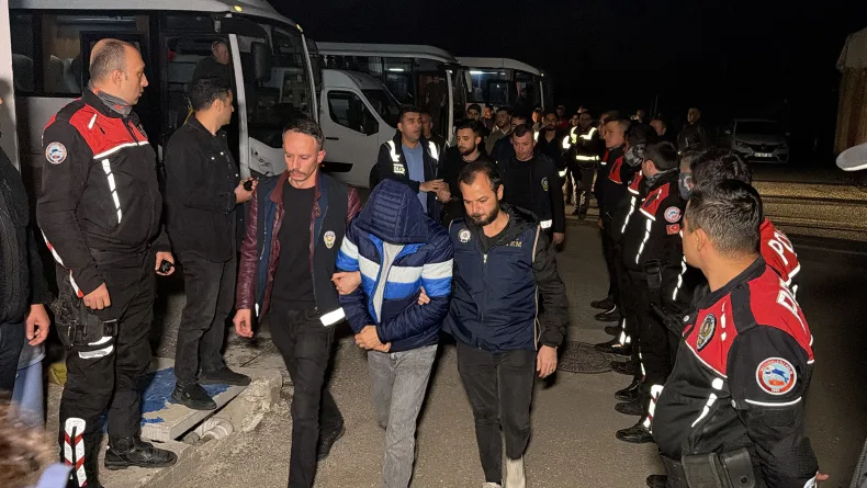 Yasa dışı bahis şüphelileri adliyede: 30 tutuklama (2)