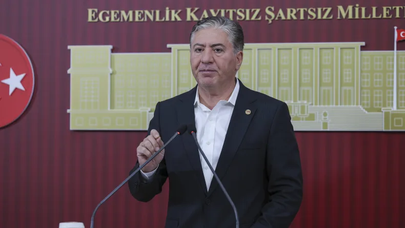 Yeni Partili Emir: Söz konusu paranın partinin kurumsal hesabıyla hiçbir ilgisi yoktur
