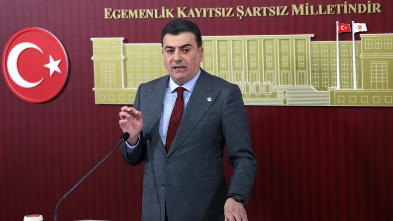 Yeni Partili Emre: Borsadaki kayıplar ve vatandaşlarımızın mağduriyetinin toplamı 90 milyar dolar