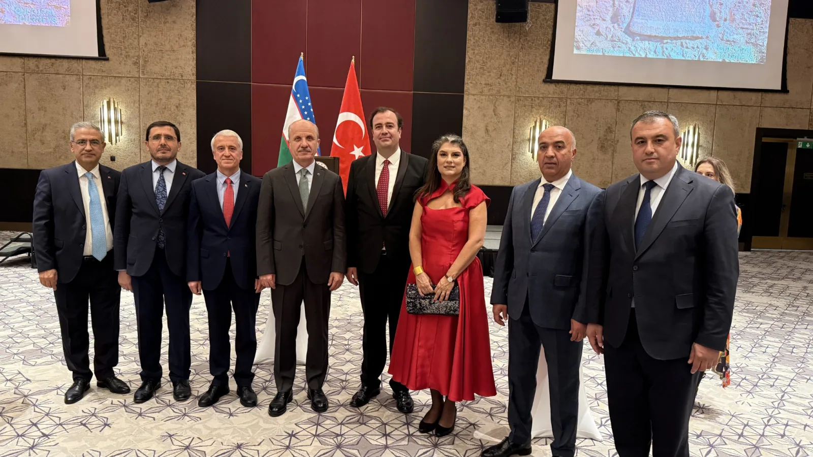 YÖK Başkanı Özvar, Cumhuriyet Bayramı'nı Semerkant'ta kutladı