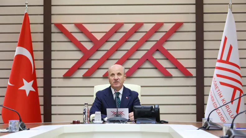 YÖK Başkanı Özvar, Gazze İslam Üniversitesi'nde akademik yıl açılış dersini verdi