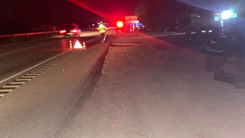 Yolun karşısına geçmek isteyen yayaya TIR çarptı: 1 ölü