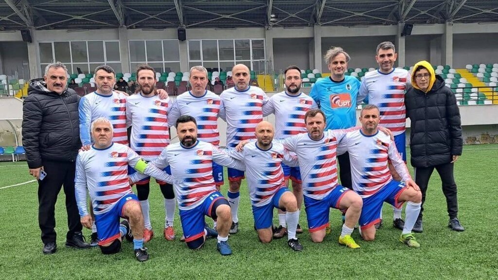 Vakfıkebir Veteranlar Yarı Finalde