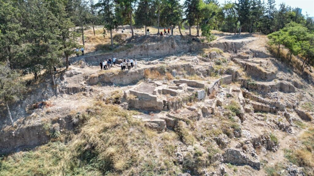 Mersin’de 9 bin yıllık höyük