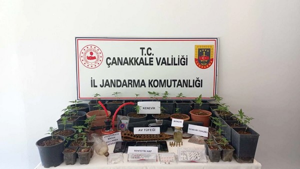 Jandarma Çanakkale’de uyuşturucu tacirlerine göz açtırmıyor