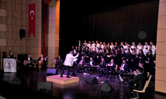 Türk Sanat Müziği 100. Yıl Özel Konseri Gönülleri Fethetti