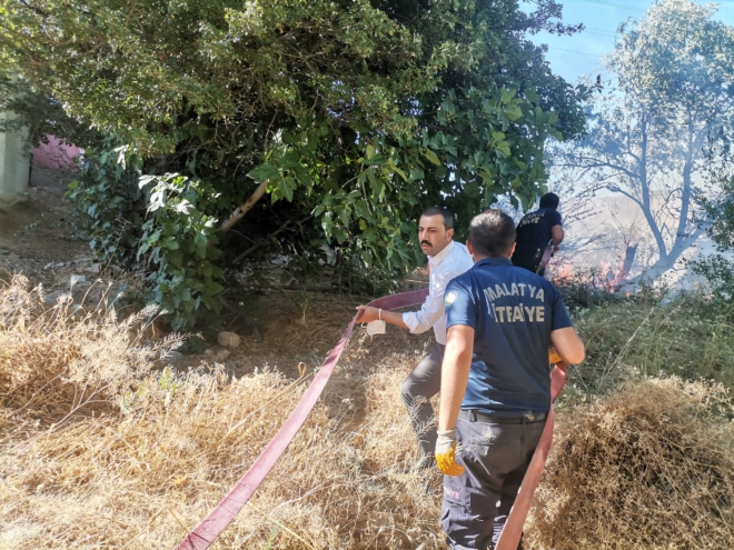 Kaymakam yangında itfaiyeci gibiydi