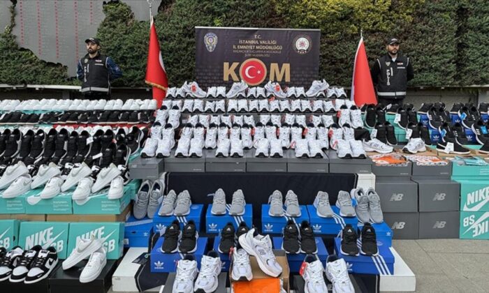 Kaçak ayakkabı operasyonunda 85 bin çift ayakkabı ele geçirildi