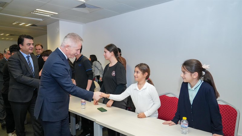 Her bir meclis üyemizi yarınların lideri olarak yetiştireceğiz