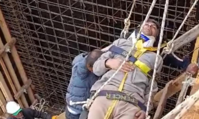 Erzincan’da otel inşaatında düşerek mahsur kalan işçi kurtarıldı