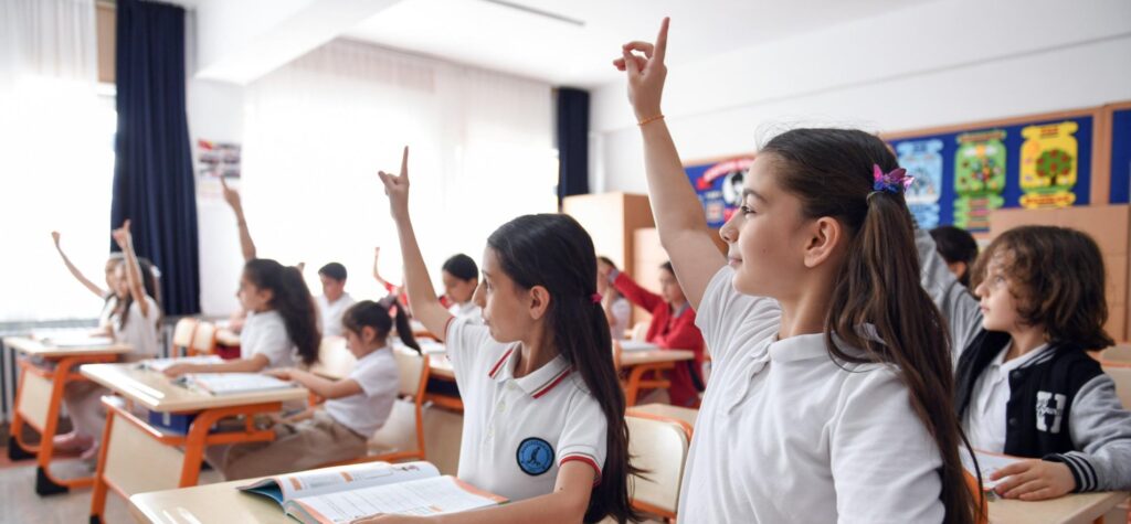 Okul öncesi, ilkokul ve ortaokula başlayacak öğrencilerin kayıtları, adrese dayalı olarak yapıldı