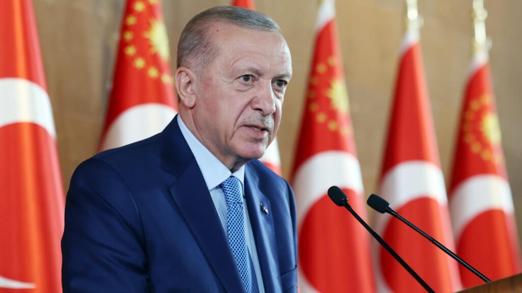 Cumhurbaşkanı Erdoğan: “Genç nesiller ülkemizi Türkiye Yüzyılı hedefine taşıyacak”