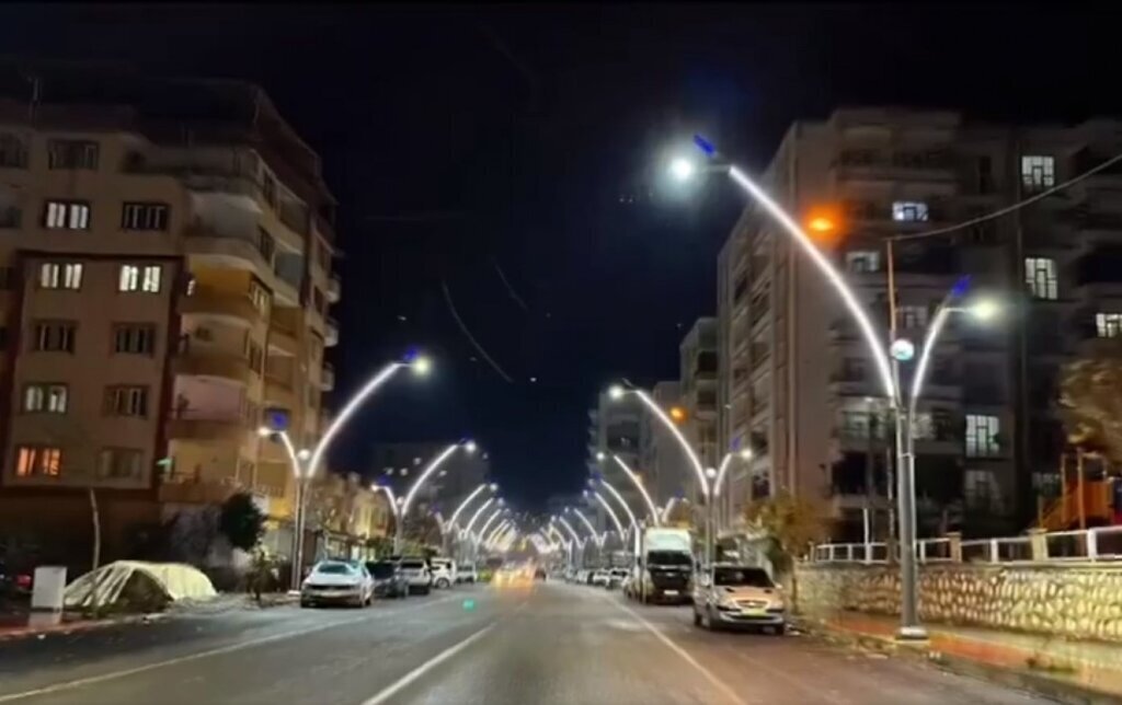 18012024200559 21054 40180