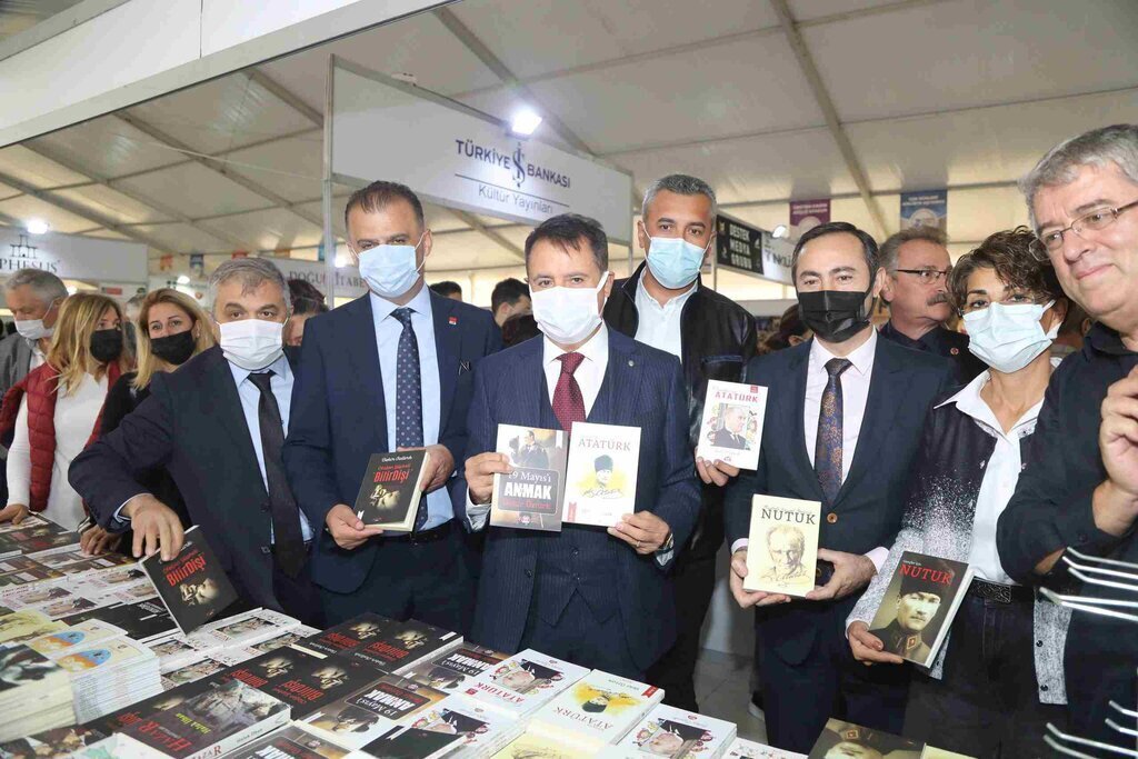 2.Atakum Kitap Gunleri basladi scaled