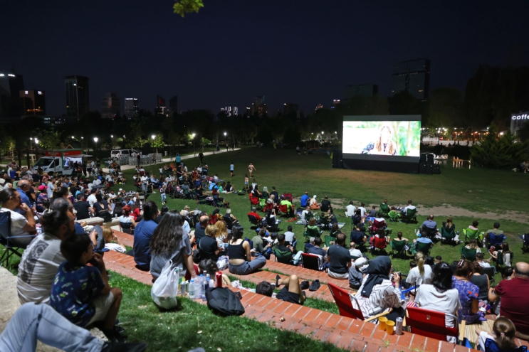 Çankaya Belediyesi’nden açık hava sinema keyfi