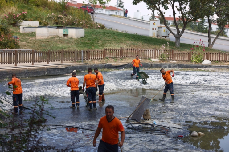 Çankaya Belediyesi’nden parklara yenileme ve onarım çalışması