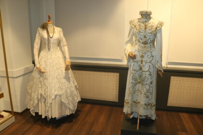 100 YILLIK GELINLIKLER 200 YILLIK BINAD 1075591 319132