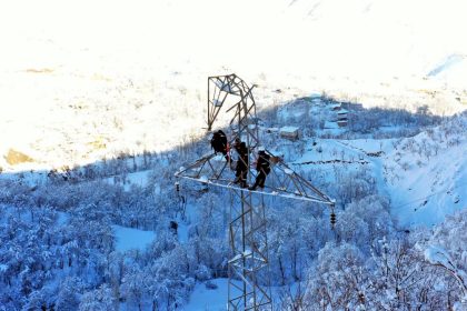 BITLISTE YUKSEK GERILIM HATTINDA ZORLU 1090146 323610