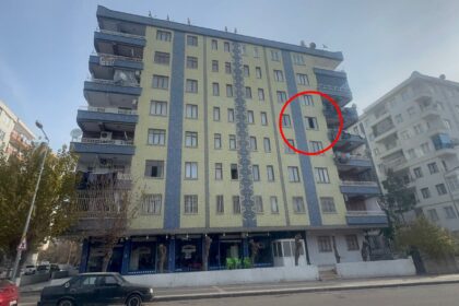 DIYARBAKIRDA BEBEGINI 4UNCU KATTAN ATA 1079227 320751