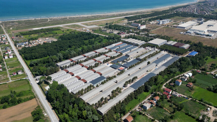 TUTUN HANGARLARI GELECEGIN TEKNOLOJI USS 1080311 320635