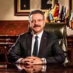 7 ILDE 25 YIL VALILIK YAPAN AKSOY MULKI 1102266 327220