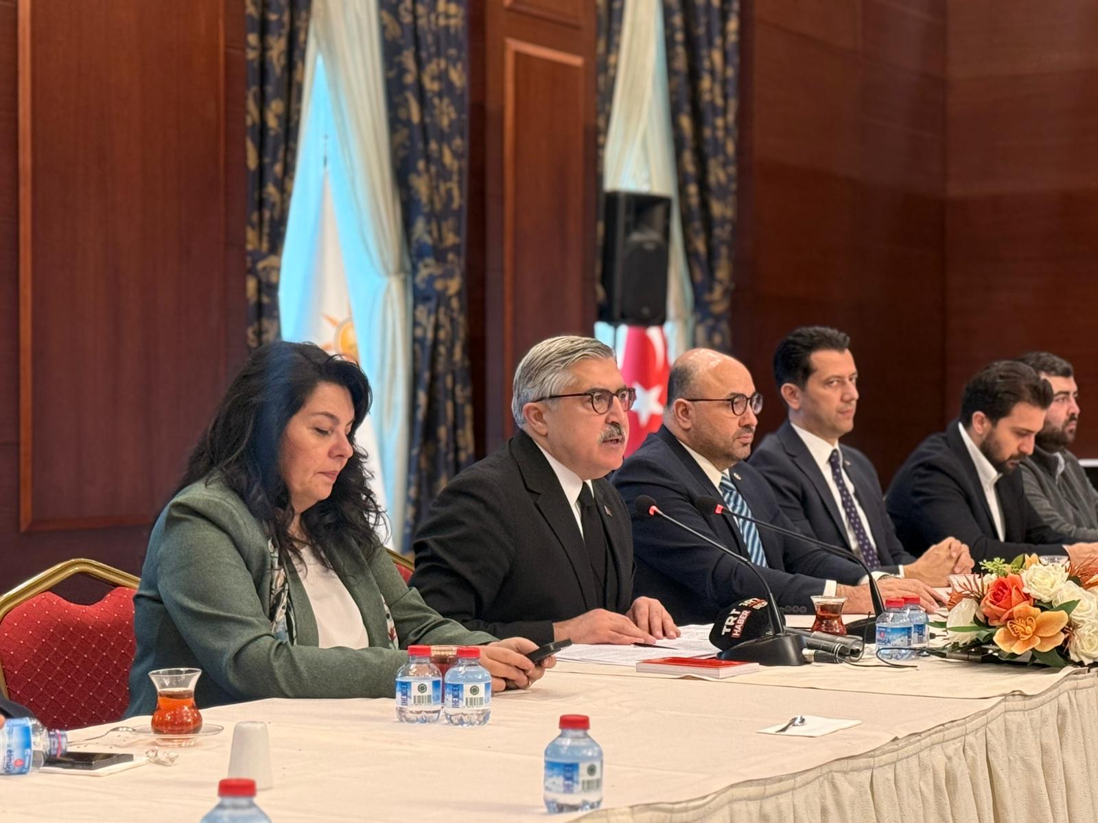 AK Parti'li Yayman: Aile, çocuk ve kadın kırmızı çizgimizd