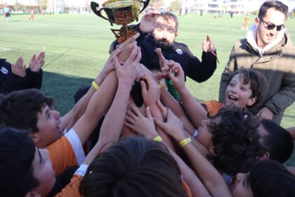 ATAKUM BELEDIYESINDEN SAMPIYONLARA COSKULU KARSILAMA 9