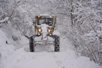 ATAKUM BELEDIYESININ YOGUN KAR MESAISI 14