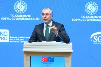 BAKAN ISIKHAN SGKYA EN FAZLA BORCU OLA 1113098 330443