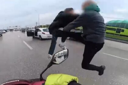 BURSADA SURUCULERIN TEKMELI YUMRUKLU KA 1141311 338904