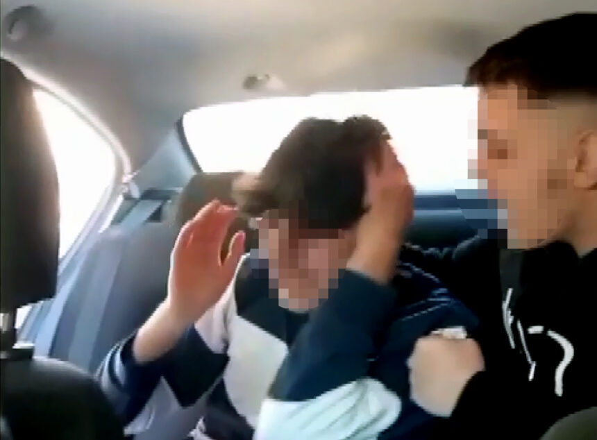 CEVRIM ICI OYUNDA KUFURLESTIKLERI LISELI 1133792 336544