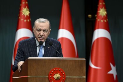 CUMHURBASKANI ERDOGAN TURKIYE VE TURK M 1099723 326458