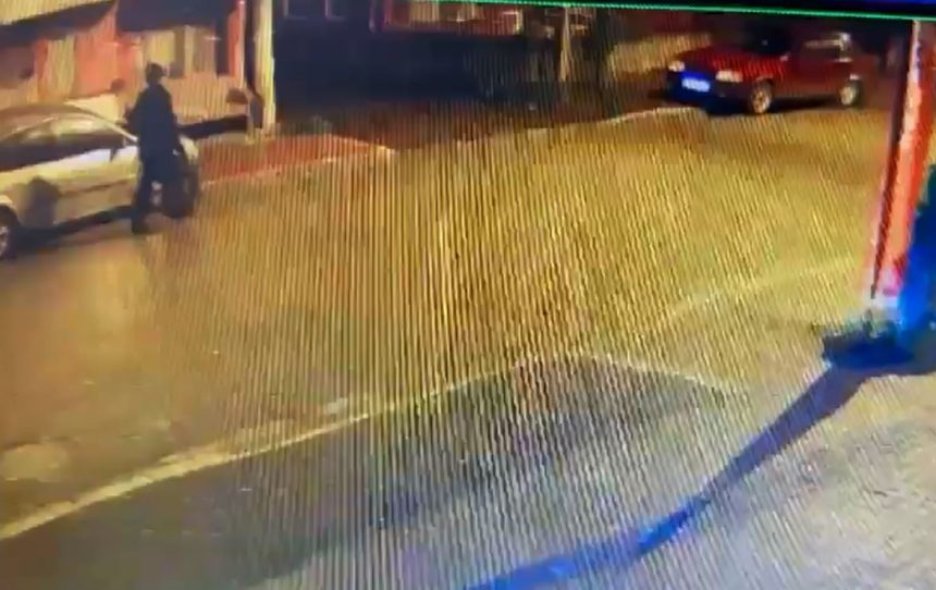 ESKI KIZ ARKADASININ EVINE UYUSTURUCU SA 1094342 324834