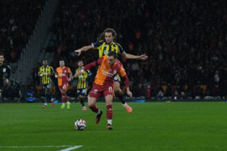 GALATASARAY FENERBAHCE EK FOTOGRAFLA 1108689 329135