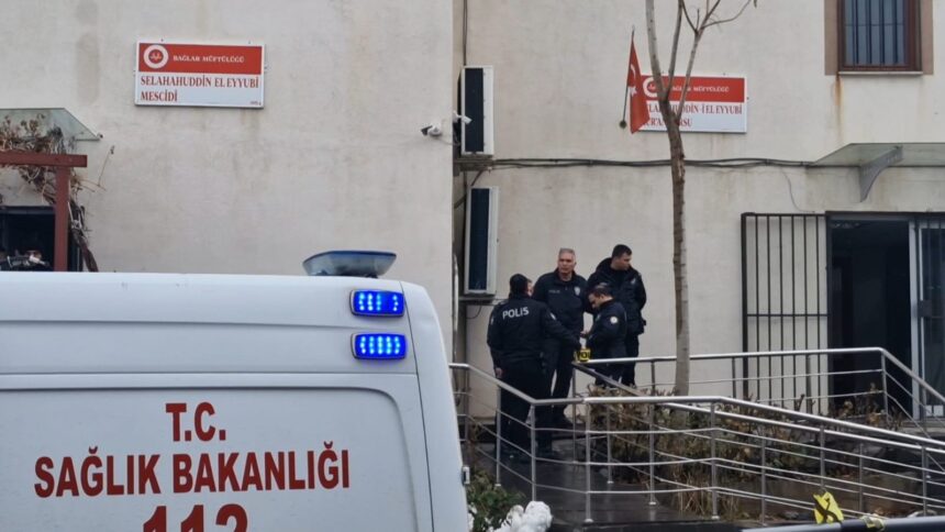 HUSUMETLI OLDUGU 2 KISI TARAFINDAN POMPA 1113537 330573