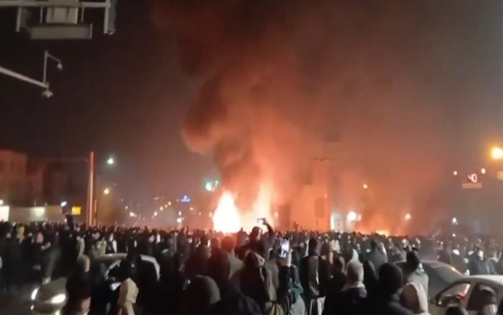 İran'daki gösterilerde hayatını kaybedenlerin sayısı 538..