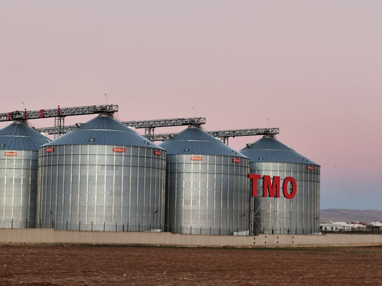 Mardin’de 9 kişinin tutuklandığı 137 bin tonluk buğday vu