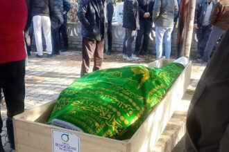 OTO TAMIR DUKKANINDA OLU BULUNAN 2 ARKAD 1122625 333147 e1768812648295