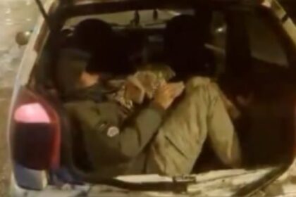 OTOMOBILDE 5 KACAK GOCMEN YAKALANDI 1126139 334193 e1768985276897