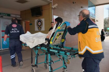 SOKAKTA FUTBOL OYNARKEN PAS VERMEDIGI 1102954 327422