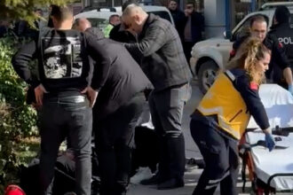 TARTISTIGI BABA ILE 3 OGLUNU TABANCA ILE 1102552 327302 e1767790022263